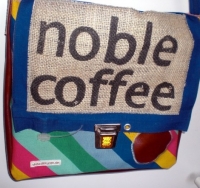 DeKuTex: Upcycling-Tasche aus Luftmatratze, Kaffeesack,